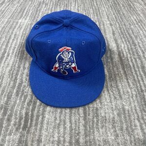 New England Patriots Hat Cap Fitted Mens 7 1/4 Blue NFL Football New Era Retro